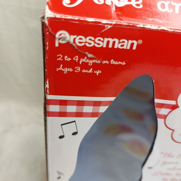 Elf on the Shelf Musical Game - Picture 12 of 15